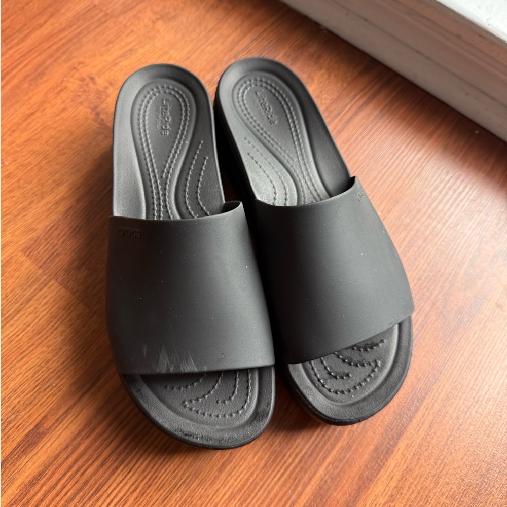 CROCS Black Slide Sandals